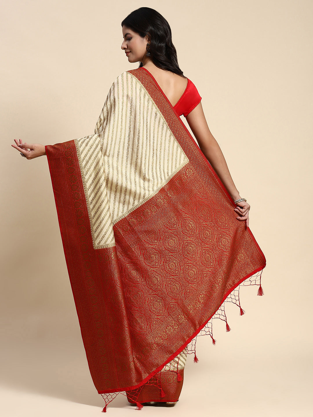 Off-White Printed Silk Saree