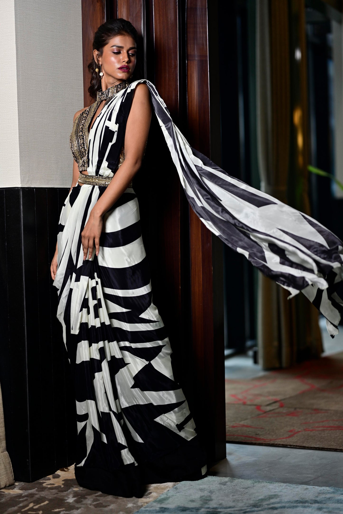 Black And White Printed Saree In Chinon Fabric