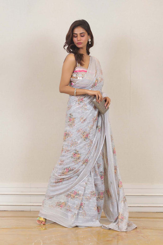 Saree in Grey color at online Simaaya