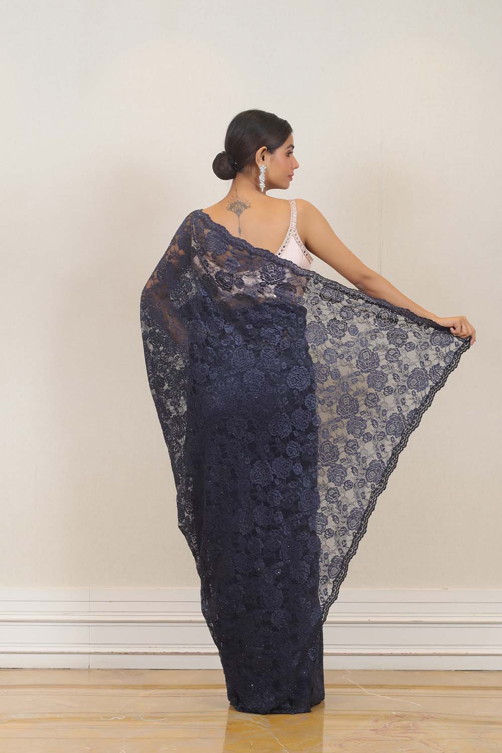 Saree in Blue color at online Simaaya