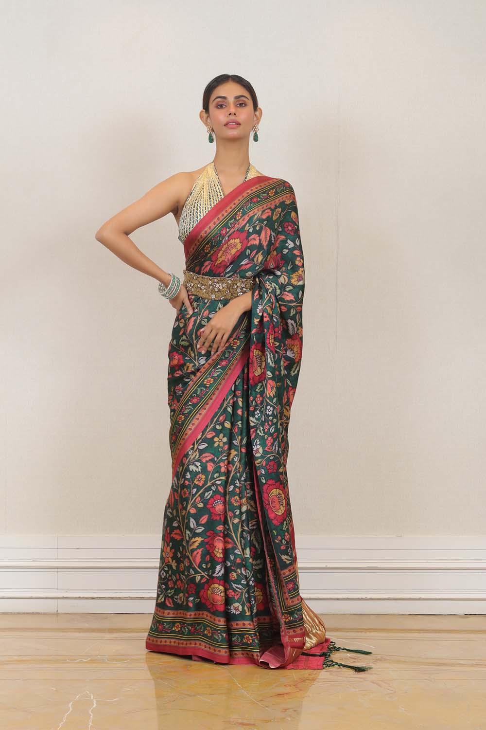 Saree in Green color at online Simaaya