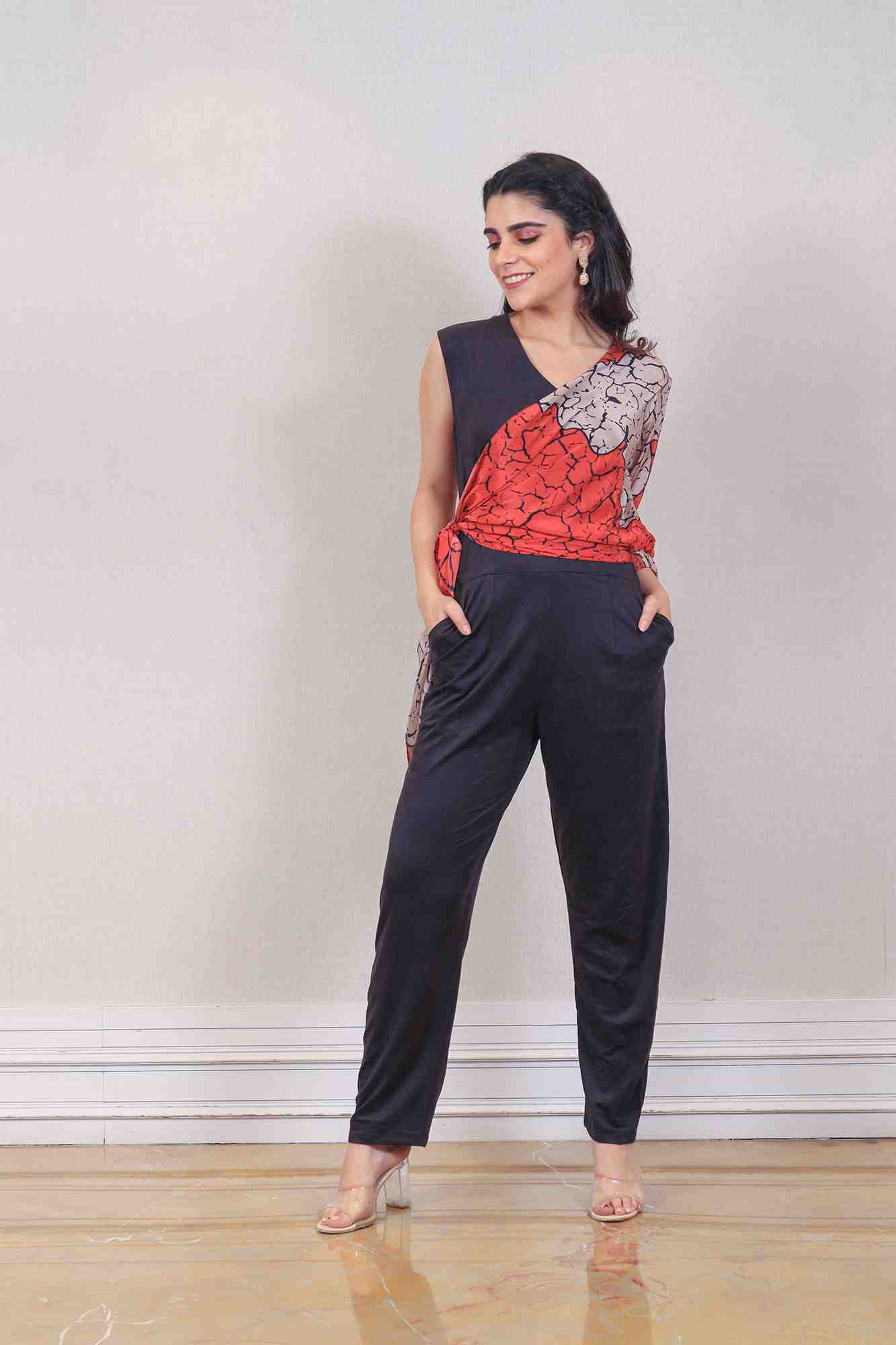 Jumpsuit in Black colour at online Simaaya